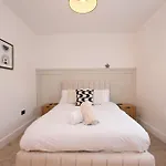 Boutique Style With Free Parking Daire York