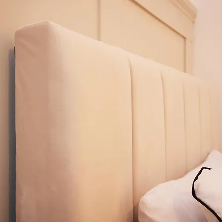 Boutique Style With Free Parking Apartmán