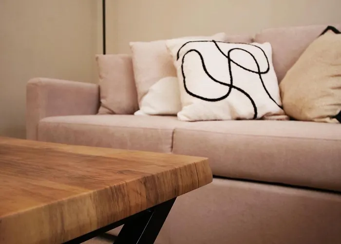 Boutique Style With Free Parking