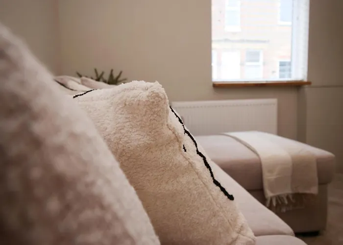 Boutique Style With Free Parking *