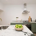 Boutique Style With Free Parking * York